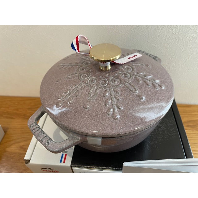 ストウブ staub スノーフレーク ココット シフォンローズ ワナベS 限定