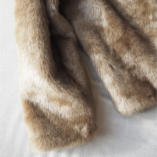 SNIDEL(スナイデル)のAcka volume far coat レディースのジャケット/アウター(毛皮/ファーコート)の商品写真