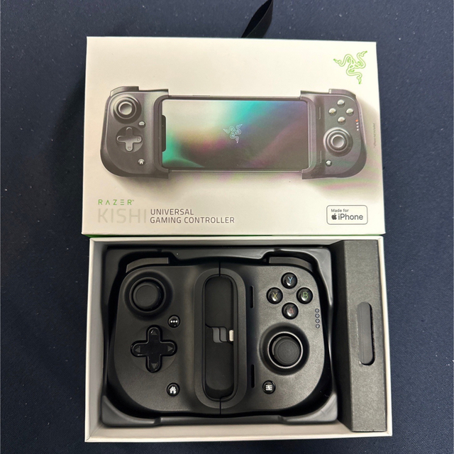 Razer(レイザー)のRazer Kishi for iPhone エンタメ/ホビーのゲームソフト/ゲーム機本体(その他)の商品写真