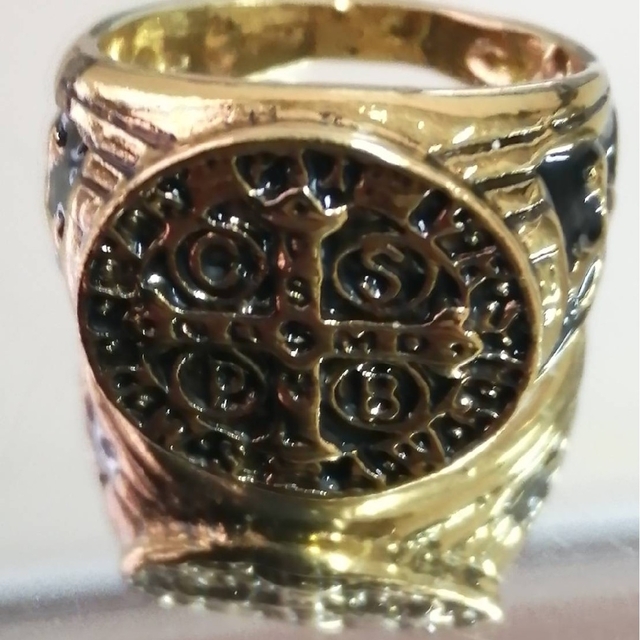 【SALE】リング メンズ アクセサリー ゴールド  十字架 金色 指輪 20号 メンズのアクセサリー(リング(指輪))の商品写真