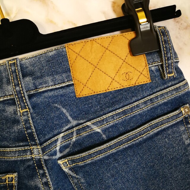 シャネル 幻 ロゴ入りデニム 34 未使用