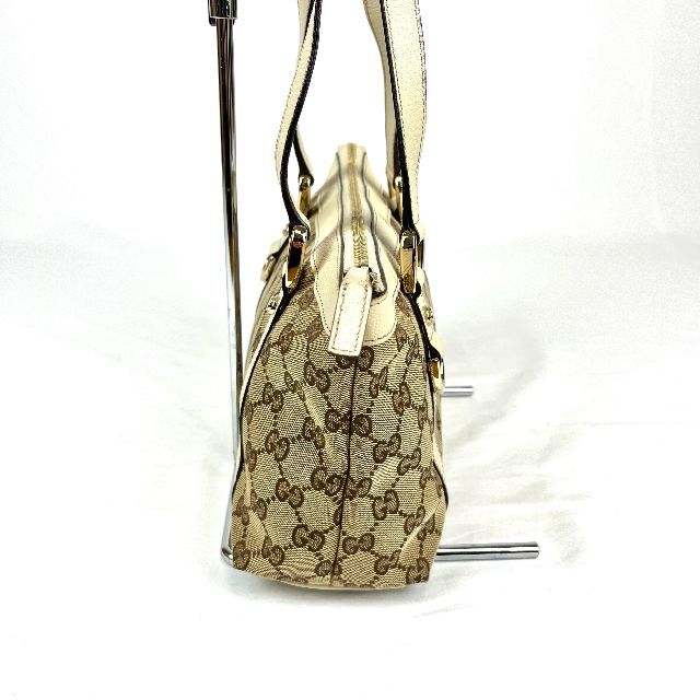 Gucci(グッチ)の極美品　GUCCI GGキャンバス　レザー　バッグ レディースのバッグ(ハンドバッグ)の商品写真