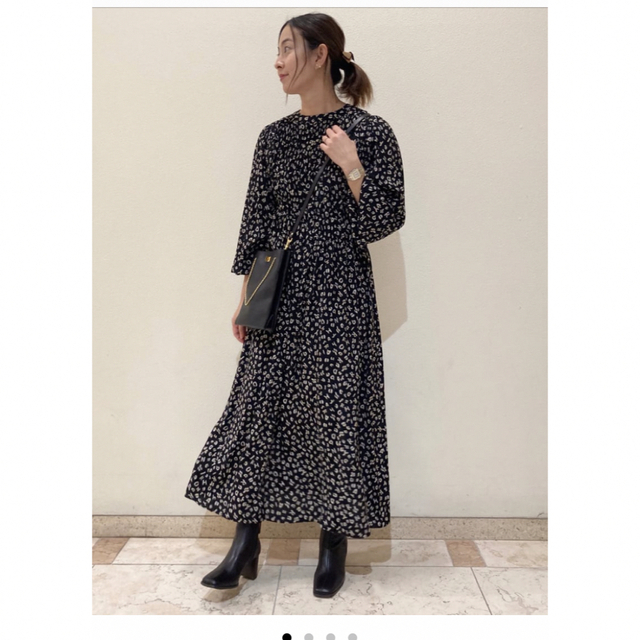 HARDY NOIR ウオッシャブルレーヨンプリントワンピース www