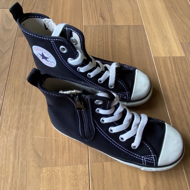 CONVERSE(コンバース)のconverse キッズ/ベビー/マタニティのキッズ靴/シューズ(15cm~)(スニーカー)の商品写真