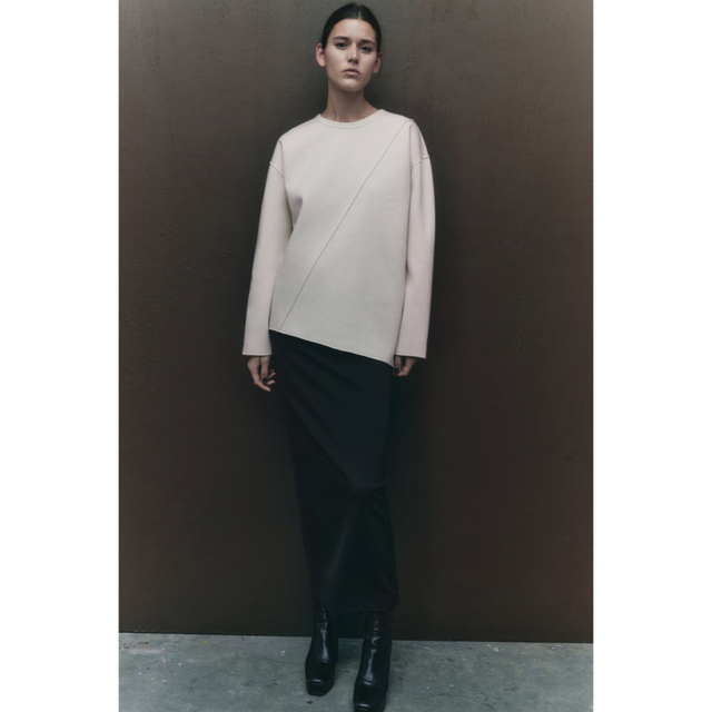 ZARA - 新品未使用タグ付き ZARA オーバーサイズ仕様スウェット ZARA - 新品未使用タグ付き ZARA オーバーサイズ仕様スウェット