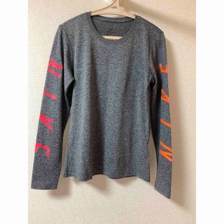 ナイキ(NIKE)のナイキ　T シャツ　新品(Tシャツ(長袖/七分))