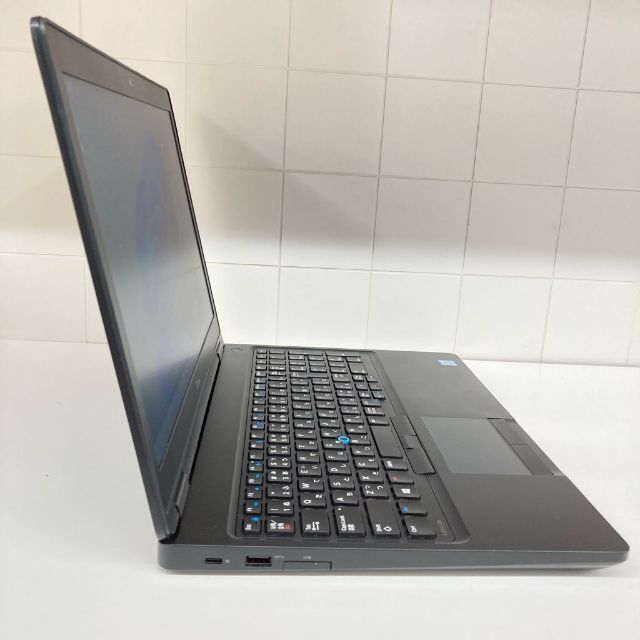 DELL(デル)の●新品SSD●DELL Latitude5580 i7-7820HQ Win11 スマホ/家電/カメラのPC/タブレット(ノートPC)の商品写真