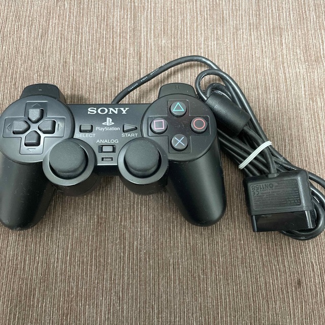 SONY(ソニー)の【未使用品】PS2コントローラーDUALSHOCK2 純正  エンタメ/ホビーのゲームソフト/ゲーム機本体(家庭用ゲーム機本体)の商品写真