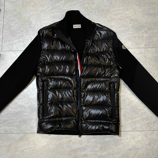 超人気新品 MONCLER モンクレール ダウン ニット トリコロール メンズ 希少 レア 美品 冬 春 ダウンジャケット 