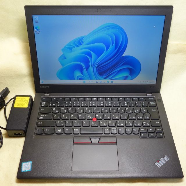 12.5型LENOVO Thinkpad X270 Corei5 SSD中古