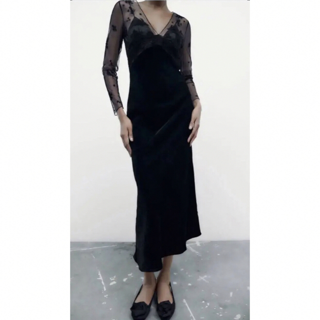 ZARA - 新品 ZARA コントラスト デザイン ベルベット ロング ZARA - 新品 ZARA コントラスト デザイン ベルベット ロング