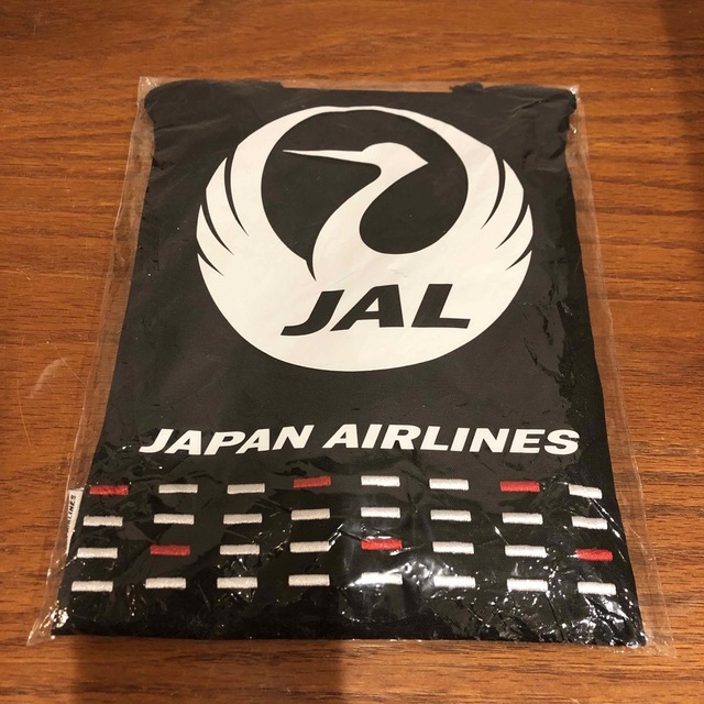 JAL(日本航空)(ジャル(ニホンコウクウ))のJAL ビジネスクラス アメニティセット（黒） インテリア/住まい/日用品の日用品/生活雑貨/旅行(旅行用品)の商品写真