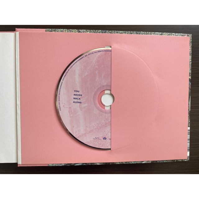 防弾少年団(BTS)(ボウダンショウネンダン)のbts you never work alone CD エンタメ/ホビーのCD(K-POP/アジア)の商品写真