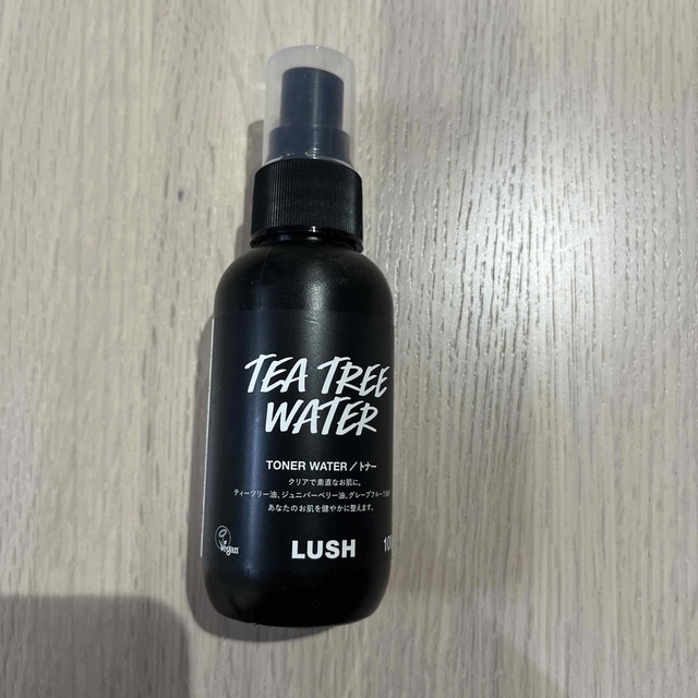 LUSH(ラッシュ)のLUSH Tea tree water/toner water 100g コスメ/美容のスキンケア/基礎化粧品(化粧水/ローション)の商品写真