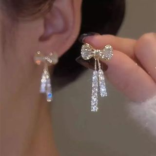 リアル14kゴールドメッキ＊ ゆらゆらスティック付き リボンピアス ❤︎(ピアス)