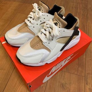 NIKE meets emmi W NIKE AIR HUARACHE 新品