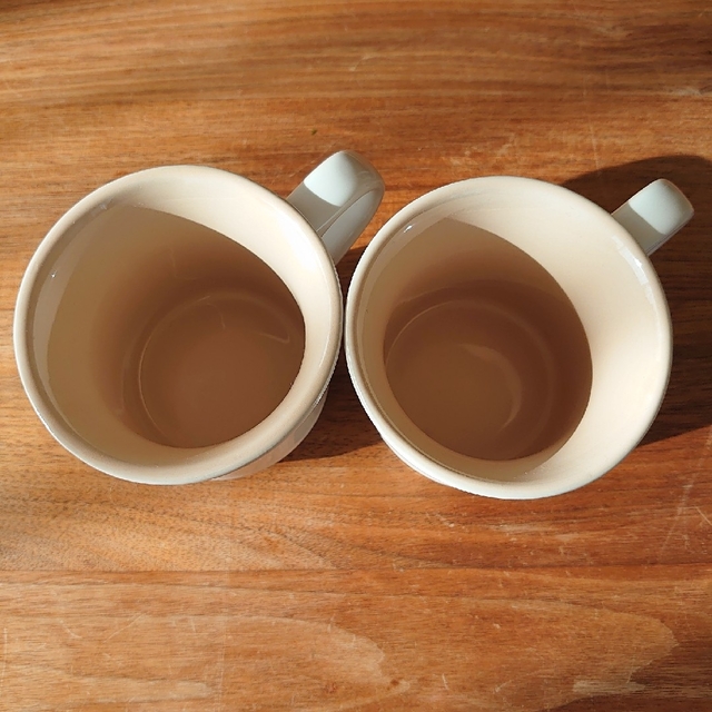 LE CREUSET(ルクルーゼ)のルクルーゼ ペアコーヒーカップ インテリア/住まい/日用品のキッチン/食器(グラス/カップ)の商品写真