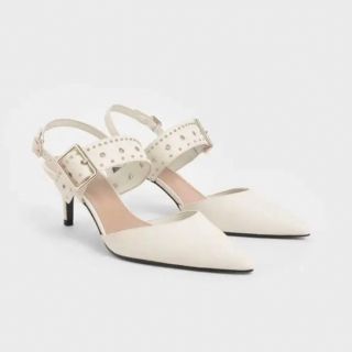 チャールズアンドキース(Charles and Keith)のCHARLES&KEITH  スタッズスリングバックヒール パンプス(ハイヒール/パンプス)