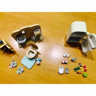 エポックシャ(EPOCH)のシルバニアファミリー　トイレと冷蔵庫のセット(キャラクターグッズ)