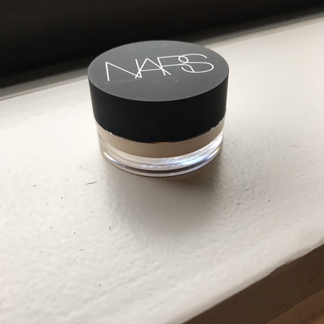 NARS(ナーズ)のNARSソフトマットコンシーラー1275 コスメ/美容のベースメイク/化粧品(コンシーラー)の商品写真