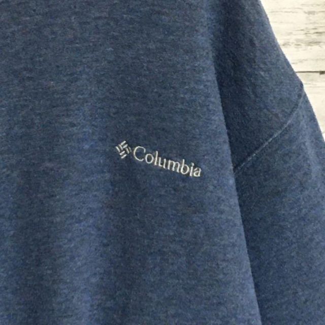 Columbia(コロンビア)の【美品】コロンビア☆刺繍ロゴ入りスウェット　裏起毛　グレー　H169 メンズのトップス(スウェット)の商品写真