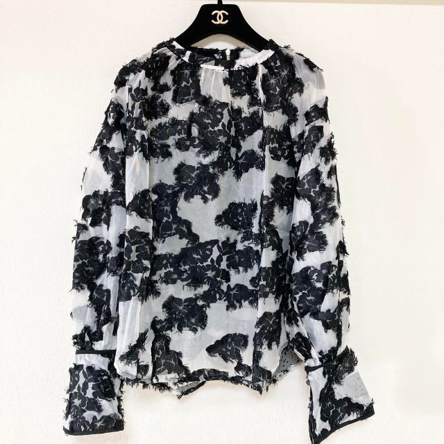 ❤1点限り❤ FLOW FLOWER JACQUARD TOPS ブラック S-