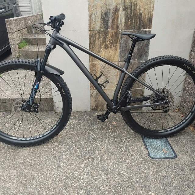 激安な Specialized - スペシャライズド fuse comp29 自転車本体 - www