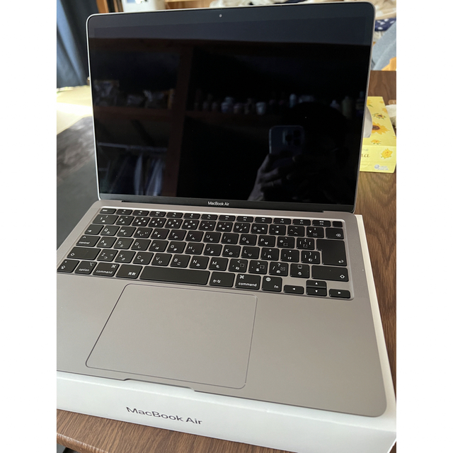 MacBook Air M1モデルです。