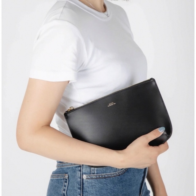 新品未使用 APC クラッチバッグ