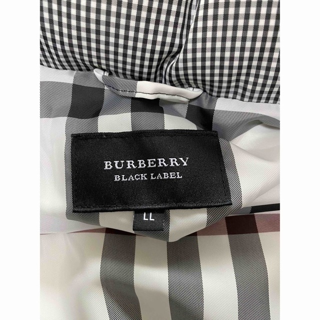 BURBERRY BLACK LABEL(バーバリーブラックレーベル)のバーバリーブラックレーベル ダウンジャケット ギンガムチェック サイズLL メンズのジャケット/アウター(ダウンジャケット)の商品写真