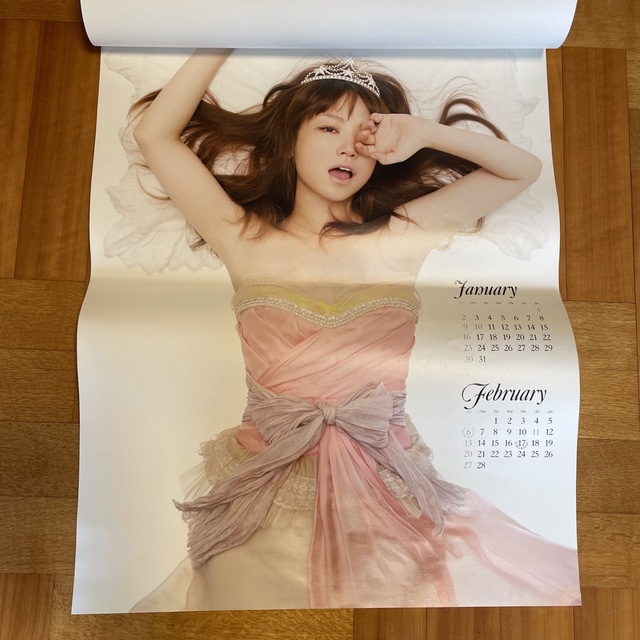 YUKi カレンダー　2011 エンタメ/ホビーのタレントグッズ(ミュージシャン)の商品写真