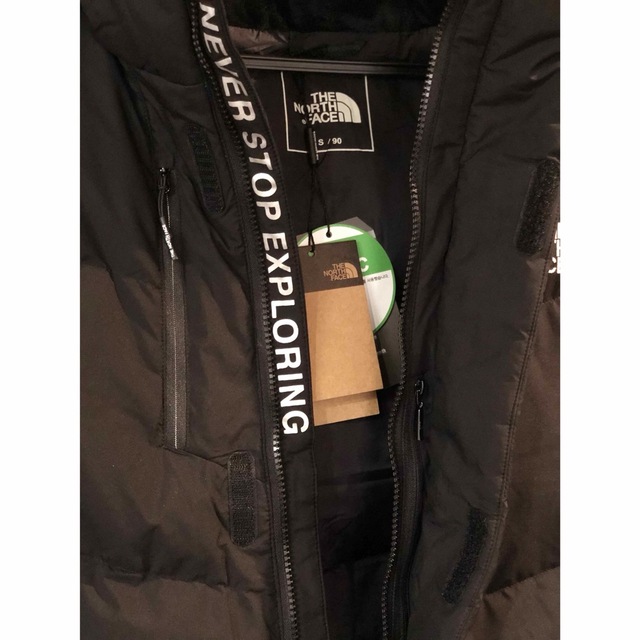 THE NORTH FACE(ザノースフェイス)の【a＿a様専用】ブラック　チャレンジエア　ビレイヤー メンズのジャケット/アウター(ダウンジャケット)の商品写真