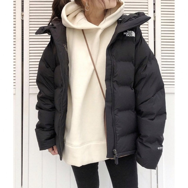 THE NORTH FACE(ザノースフェイス)の【a＿a様専用】ブラック　チャレンジエア　ビレイヤー メンズのジャケット/アウター(ダウンジャケット)の商品写真