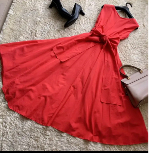 美品★ グレースコンチネンタル  赤ドレス