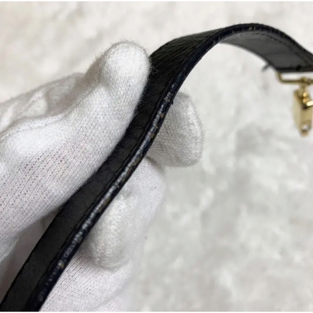 Salvatore Ferragamo(サルヴァトーレフェラガモ)のshibawan様専用！！！【美品】希少　フェラガモ　ヴァラ　バッグ レディースのバッグ(ハンドバッグ)の商品写真