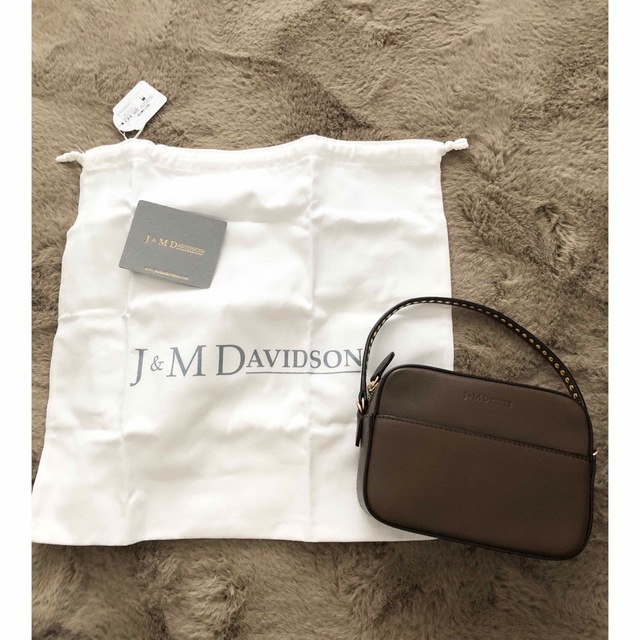 J&M DAVIDSON(ジェイアンドエムデヴィッドソン)のJ&M DAVIDSON ペブルミニ レディースのバッグ(ショルダーバッグ)の商品写真