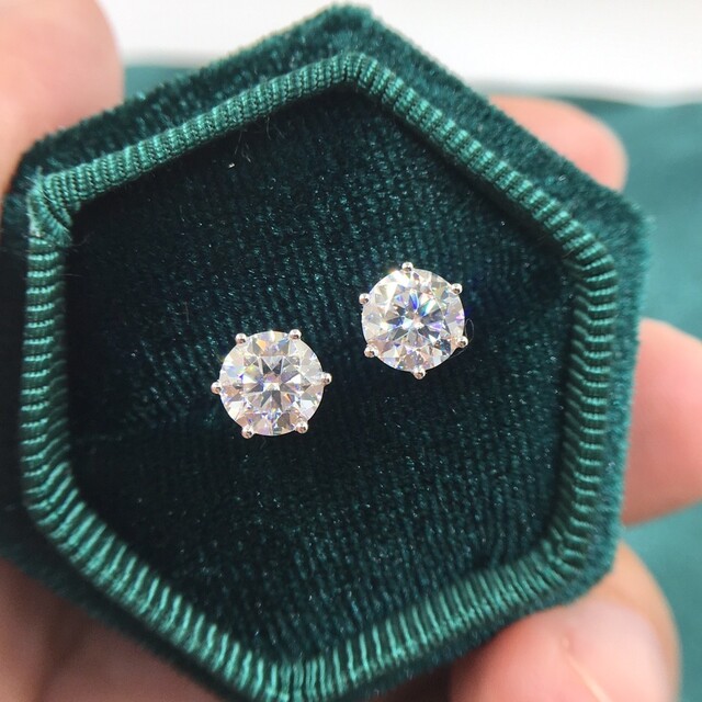 モアサナイトシンプルピアス2ct k18-