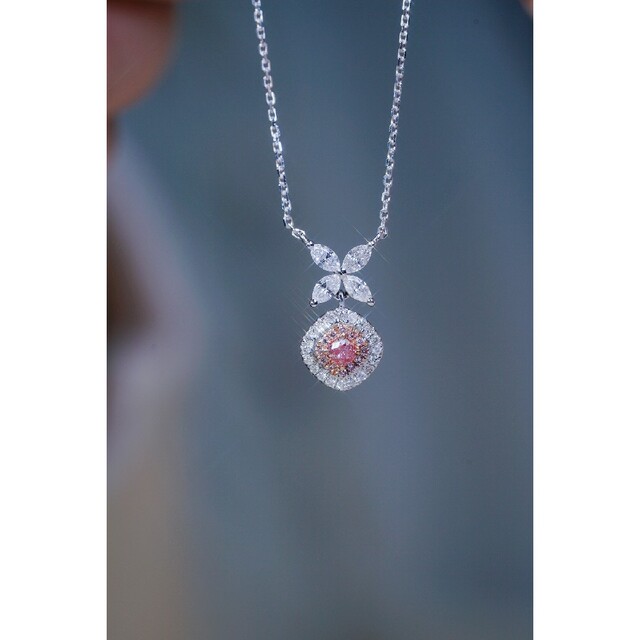 天然ダイヤモンドネックレスk18 レディースのアクセサリー(ネックレス)の商品写真