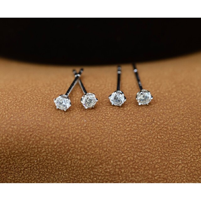 天然ダイヤモンドピアス0.18ct　k18 レディースのアクセサリー(ピアス)の商品写真