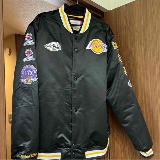 ミッチェルアンドネス(MITCHELL & NESS)のレイカーズ　スタジャン　ナイキ(スタジャン)