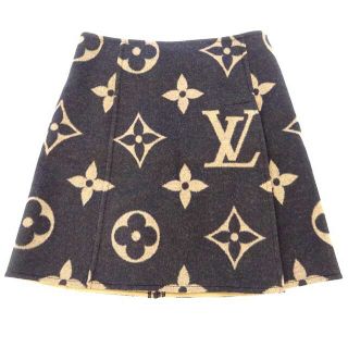 LOUIS VUITTON - ルイヴィトン スカート ジャイアントモノグラム A