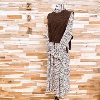 完売JILLSTUART ジルスチュアート パンジーボリュームスリーブ