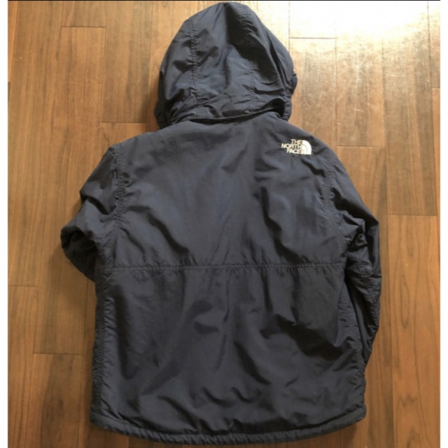 THE NORTH FACE(ザノースフェイス)のむーこ様専用ノースフェイス　コンパクト　ノマドジャケット　　サイズ140 キッズ/ベビー/マタニティのキッズ服男の子用(90cm~)(ジャケット/上着)の商品写真