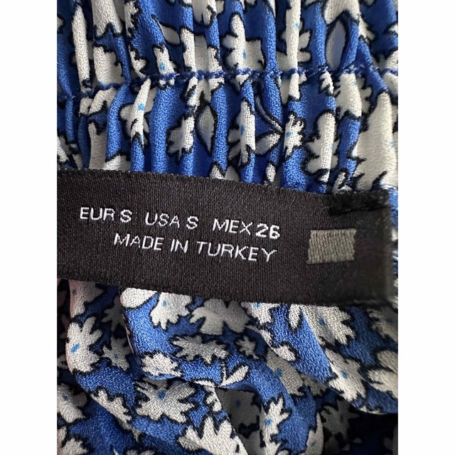 ZARA(ザラ)の[ZARA]花柄ブルーロングスカート レディースのスカート(ロングスカート)の商品写真