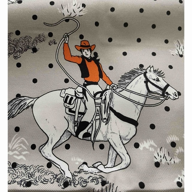 国産】 タグ付未使用 HERMES エルメス 22AW カレ55 シルクスカーフ