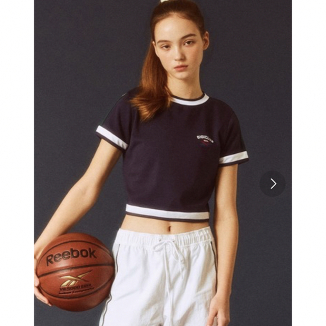 Reebok(リーボック)のスポーツTシャツ レディースのトップス(Tシャツ(半袖/袖なし))の商品写真