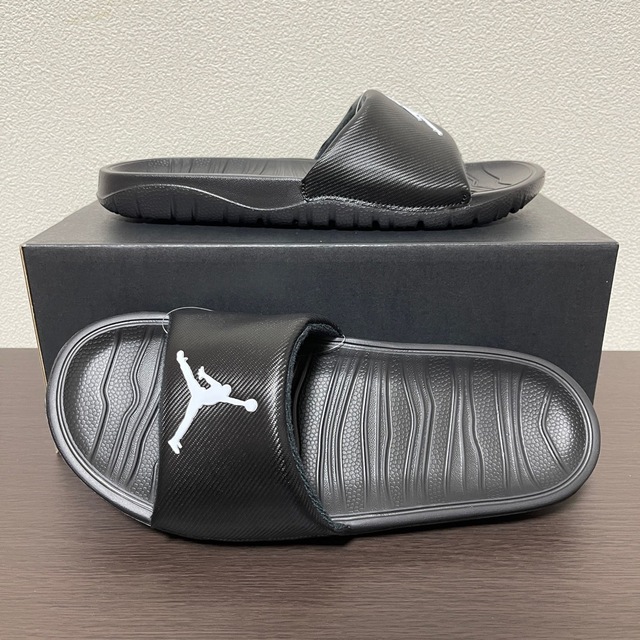 Jordan Brand（NIKE）(ジョーダン)の新品！NIKE AIR JORDAN BREAK SLIDE Black メンズの靴/シューズ(サンダル)の商品写真