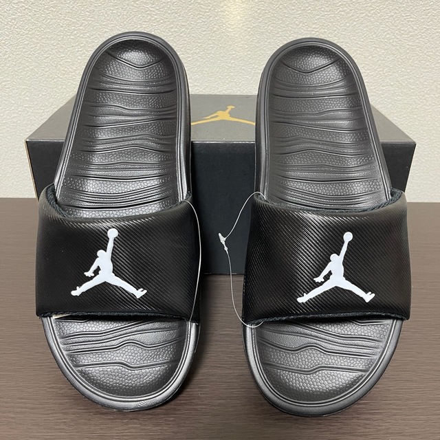 Jordan Brand（NIKE）(ジョーダン)の新品！NIKE AIR JORDAN BREAK SLIDE Black メンズの靴/シューズ(サンダル)の商品写真