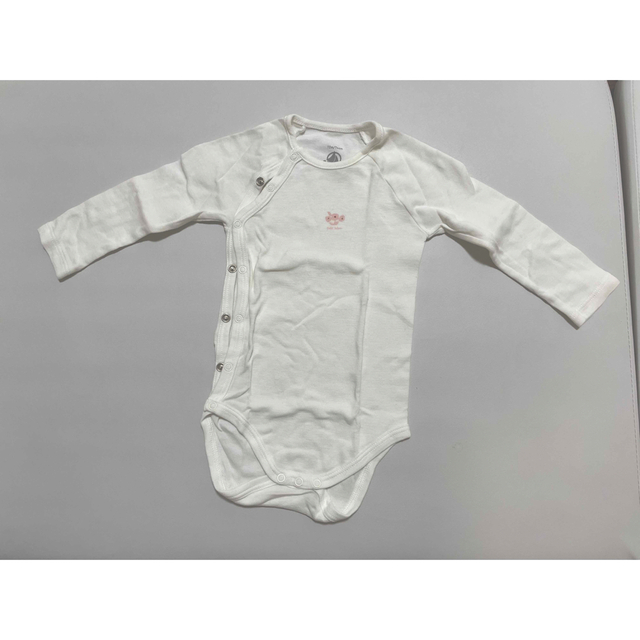 PETIT BATEAU(プチバトー)のPETIT BATEAU ロンパース 肌着 4セット 12m/74cm キッズ/ベビー/マタニティのベビー服(~85cm)(肌着/下着)の商品写真