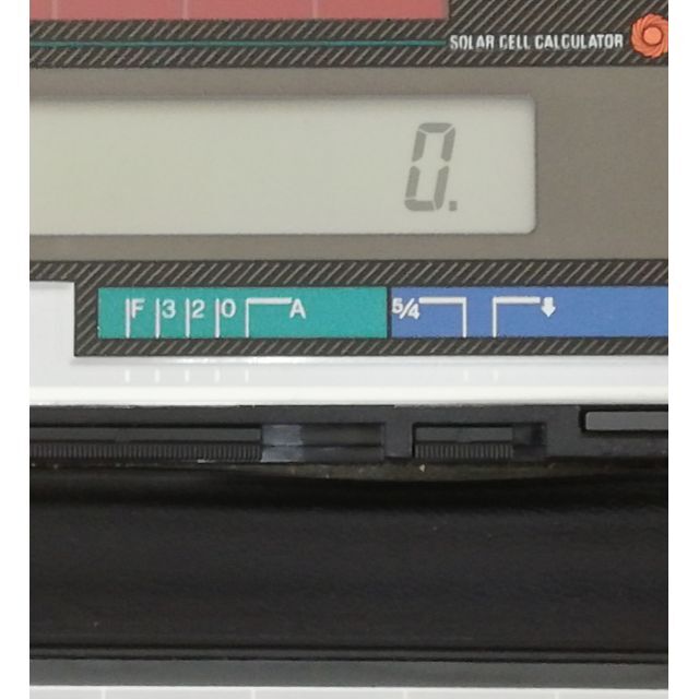 SHARP(シャープ)の【限界値下げ】電卓 SHARP ELSI MATE EL-352 手帳型 税計算 スマホ/家電/カメラの生活家電(その他)の商品写真